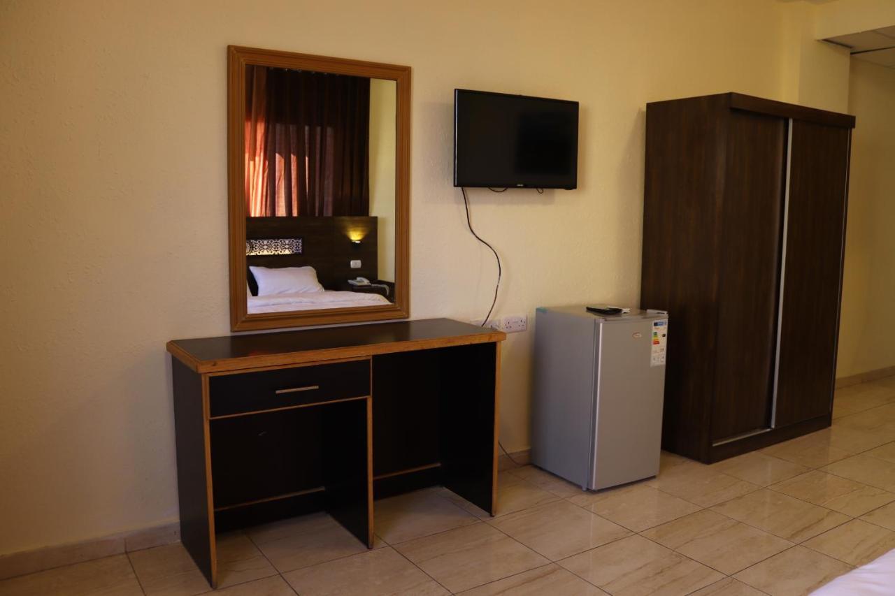 Eden Aqaba Hotel Ngoại thất bức ảnh