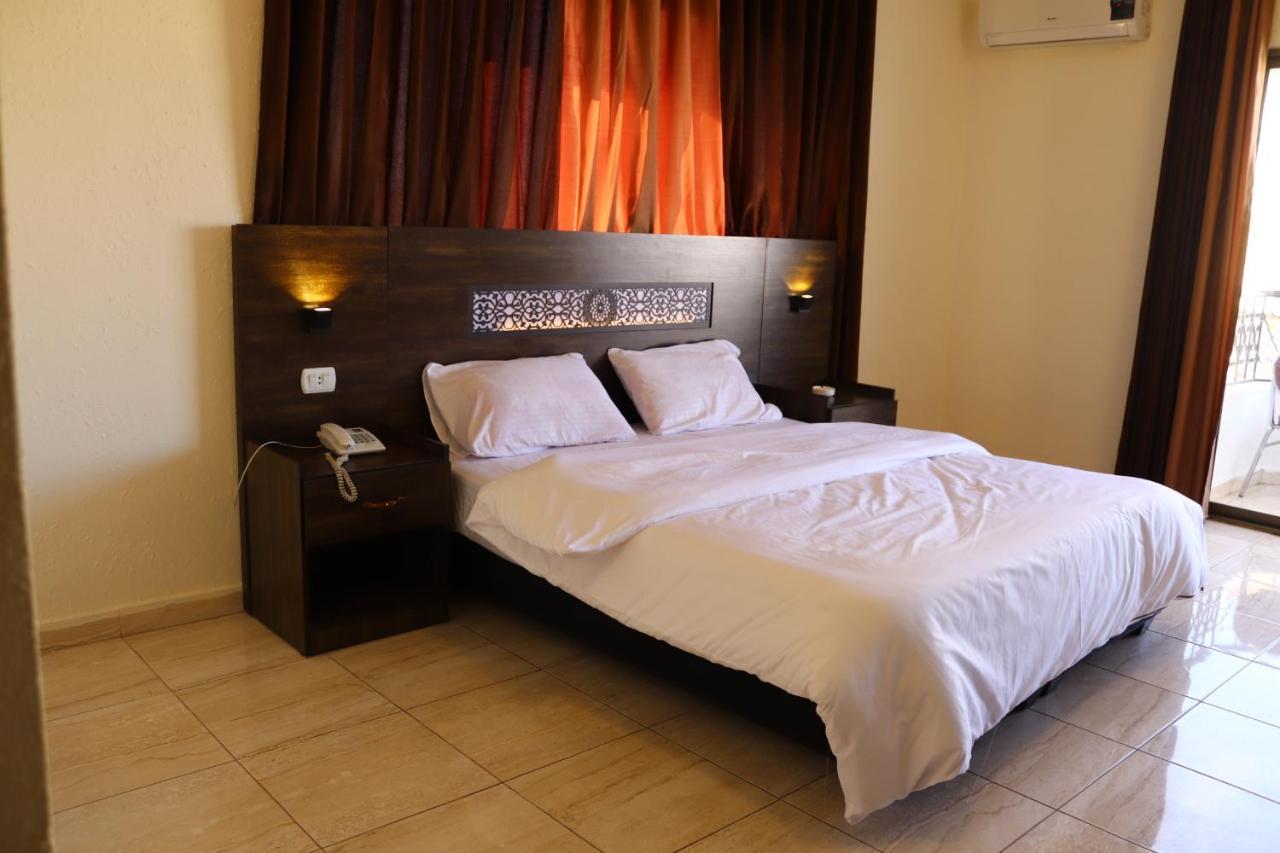 Eden Aqaba Hotel Ngoại thất bức ảnh